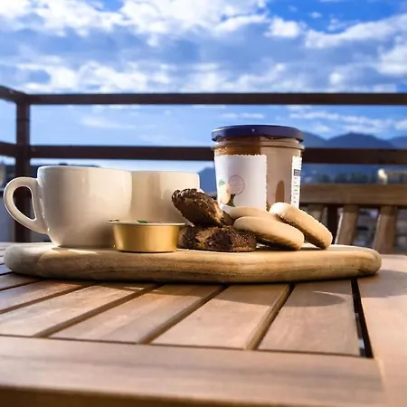 Rooftop Oasis * Chiavari