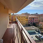 Rooftop Oasis Apartament Chiavari