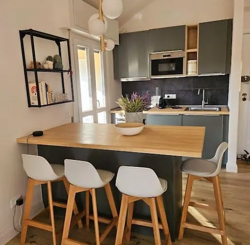 Rooftop Oasis * Chiavari